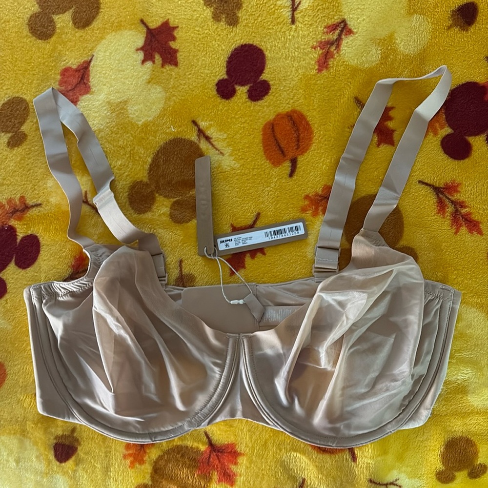 38DDD (F) Unlined Demi bra from Skims